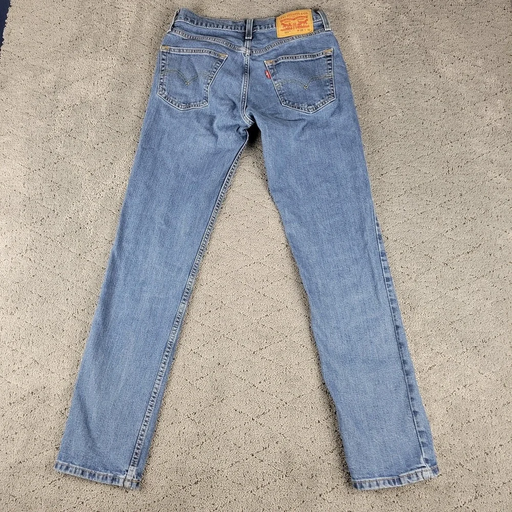 Levis measurements may